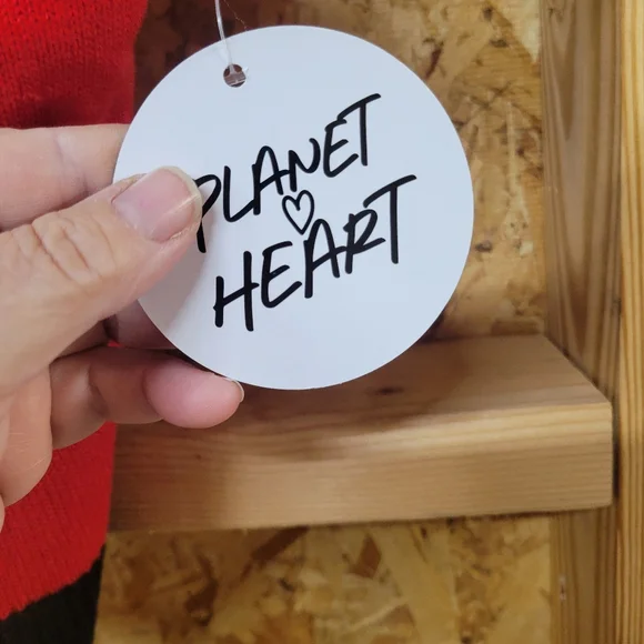 Planet Heart NWT Christmas Sweater Tank Top Size Large - Picture 4 of 6